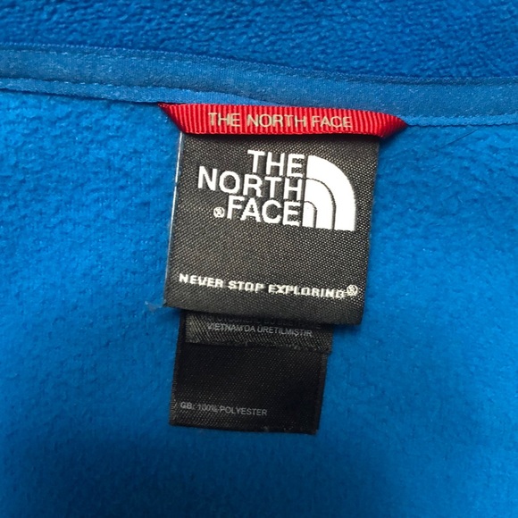 Blue North Face Pullover. - Picture 4 of 6